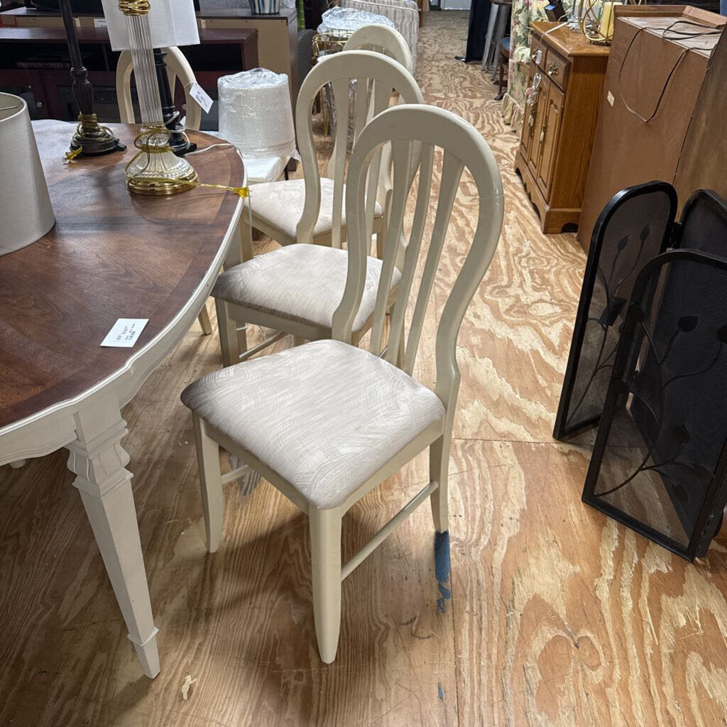 set 6 cream laquered chairs