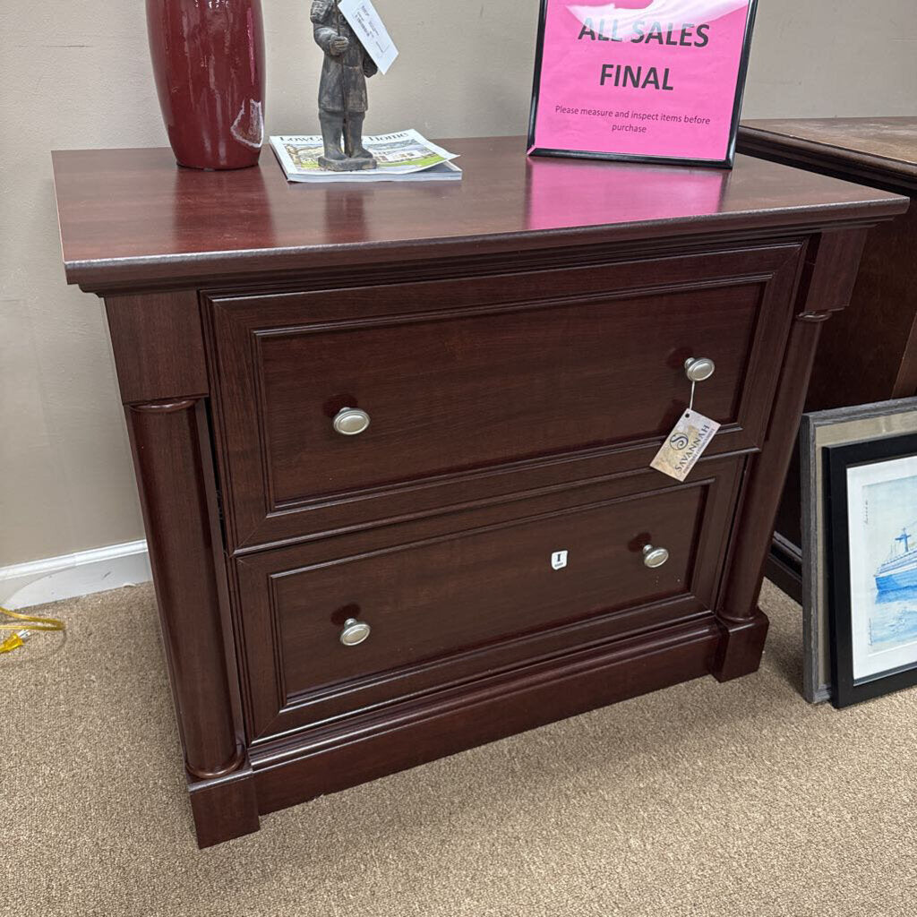 Lateral file 2 dr cabinet