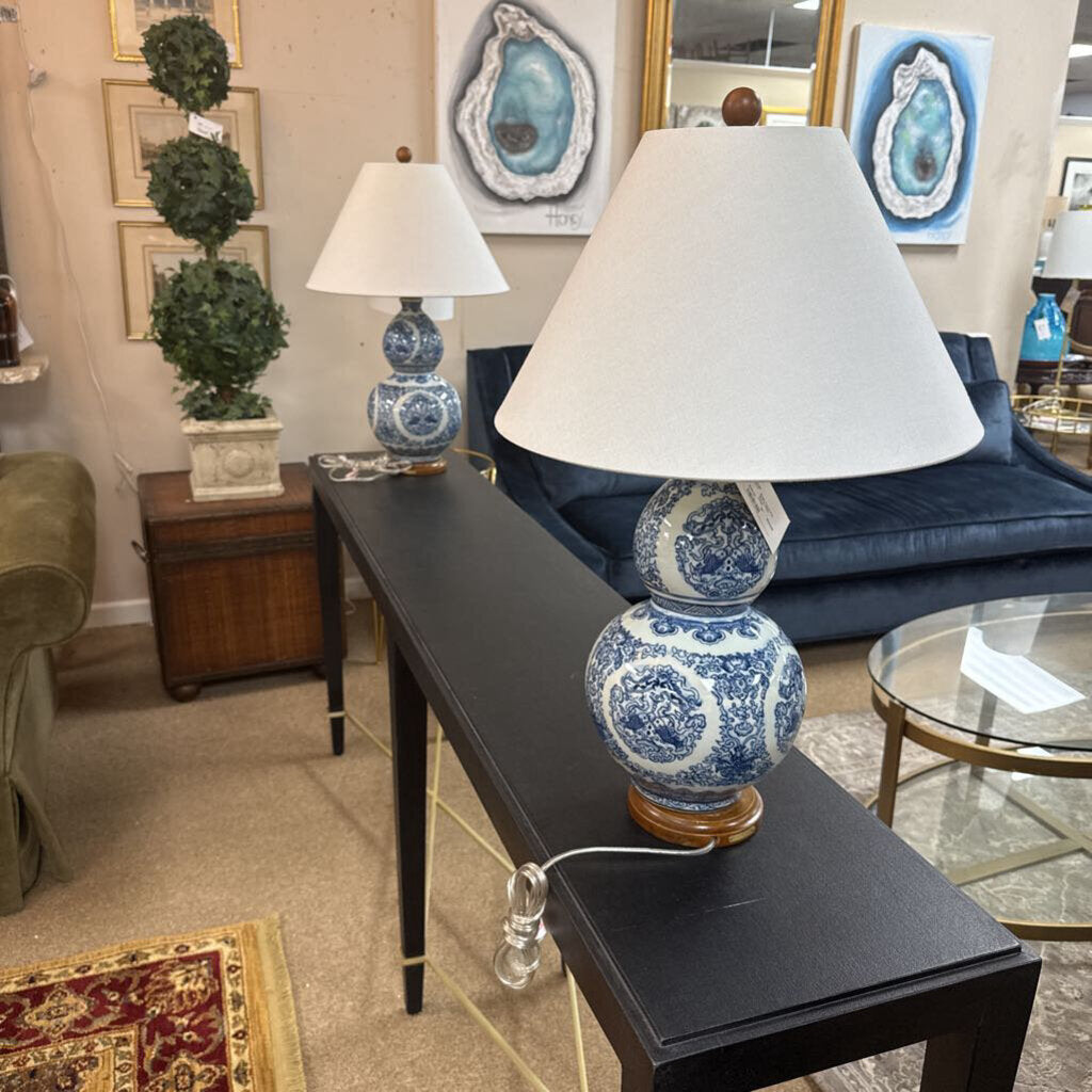 Pair blue & white lamps