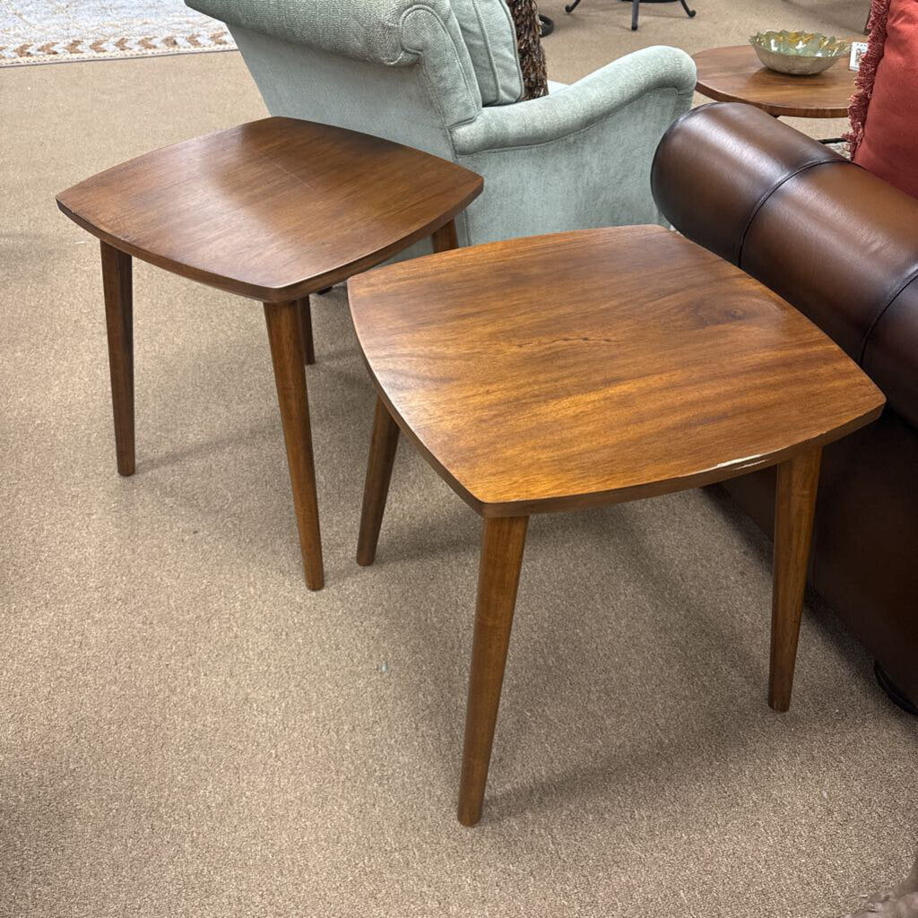 Pair end tables