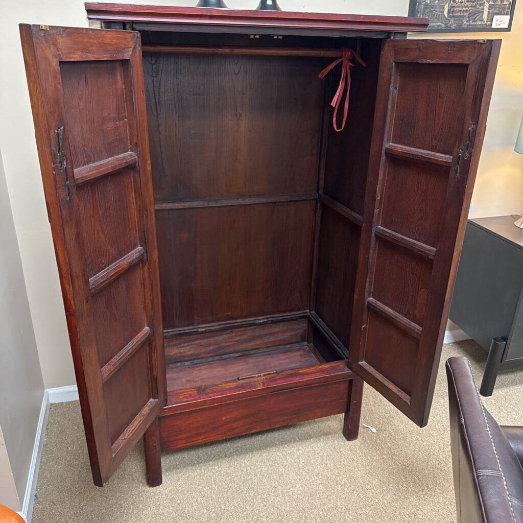 Asian Wardrobe