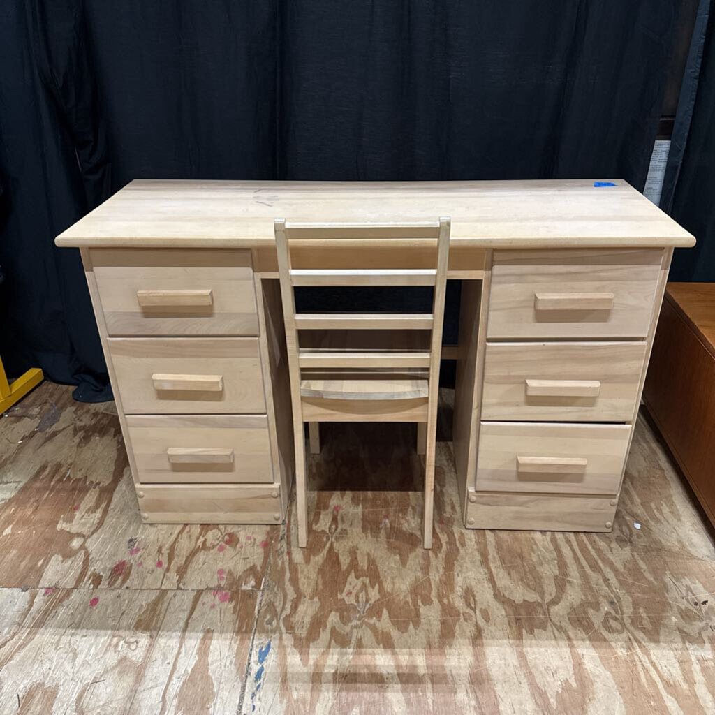 Desk & Chair