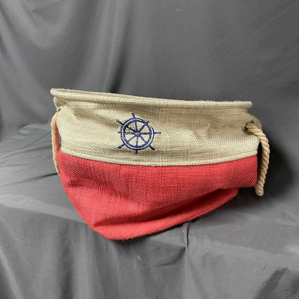 Lined Beach Hamper