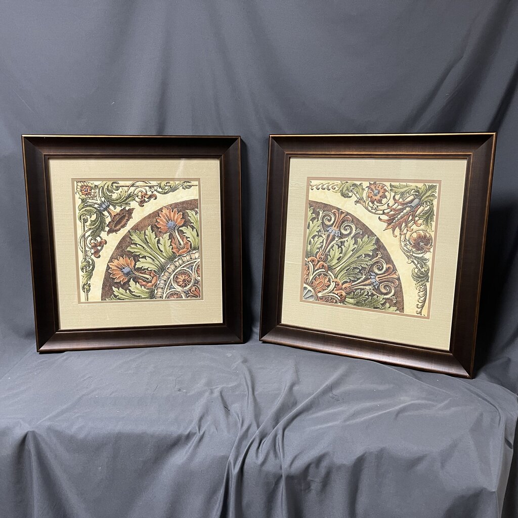 Pair Renaissance Elements