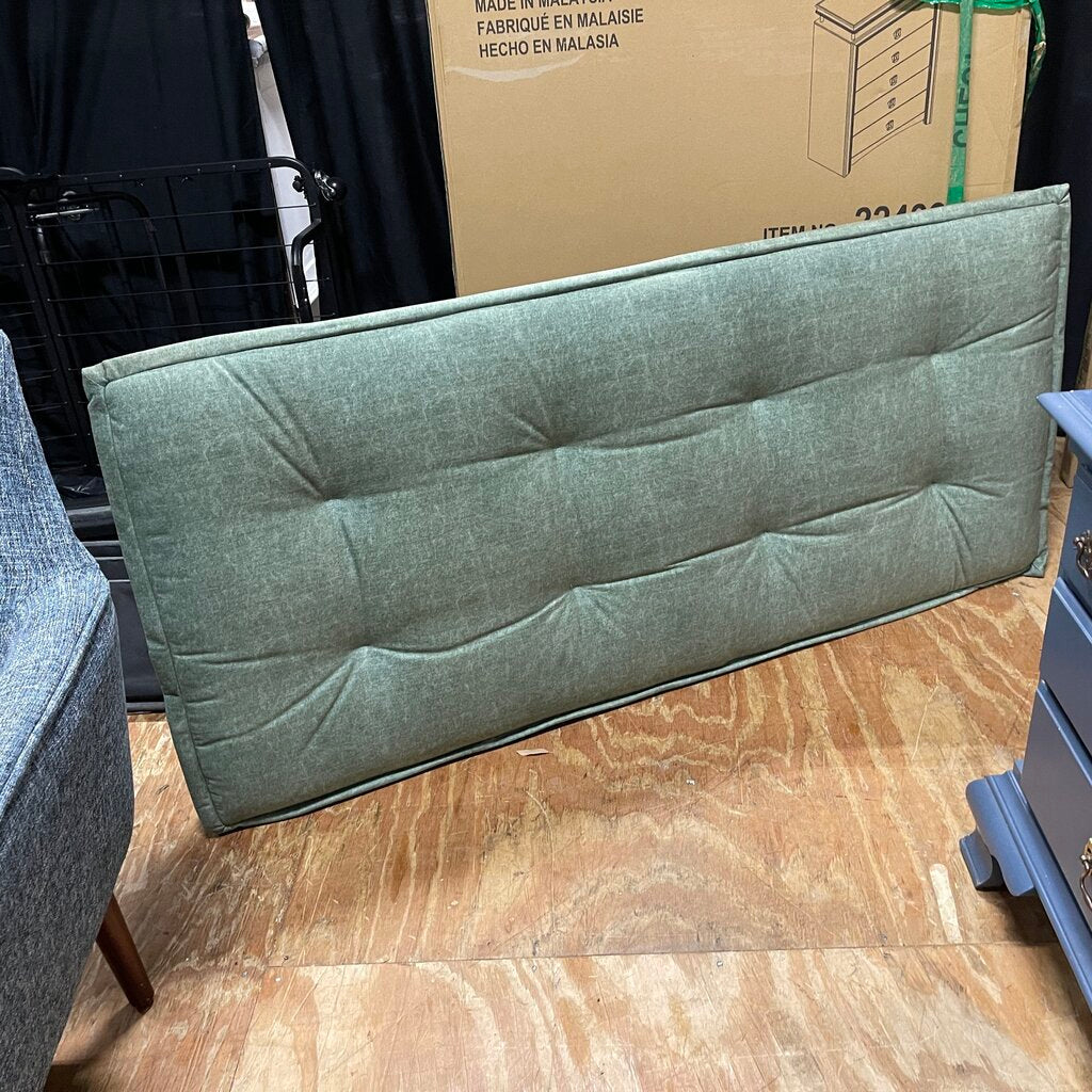 Upholstered French Cleat Headboard w/Platform Bed