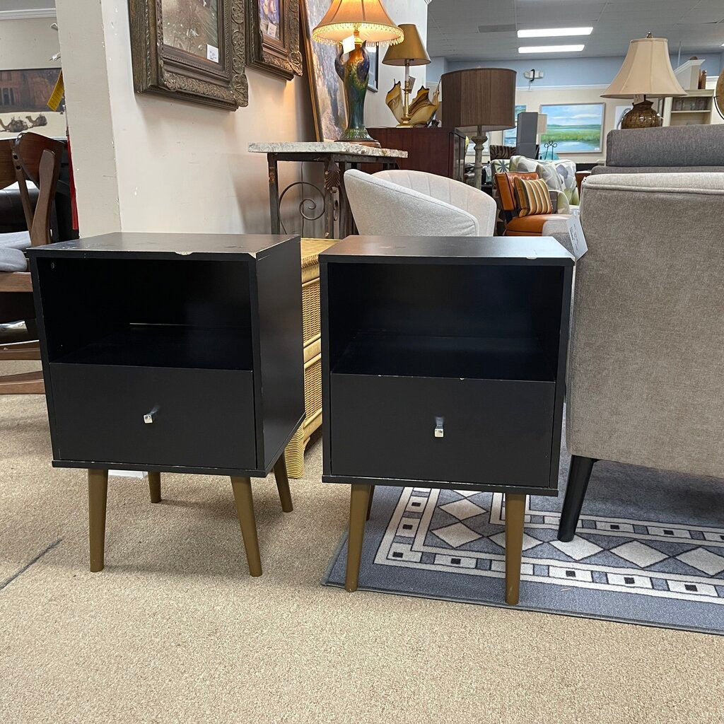 Pair Contemporary Nightstands
