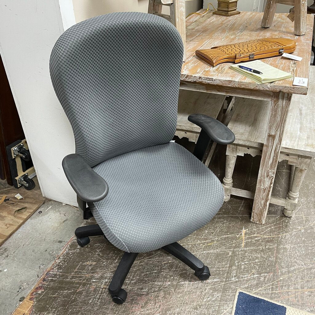 Upholstered Adjustable Office Chair