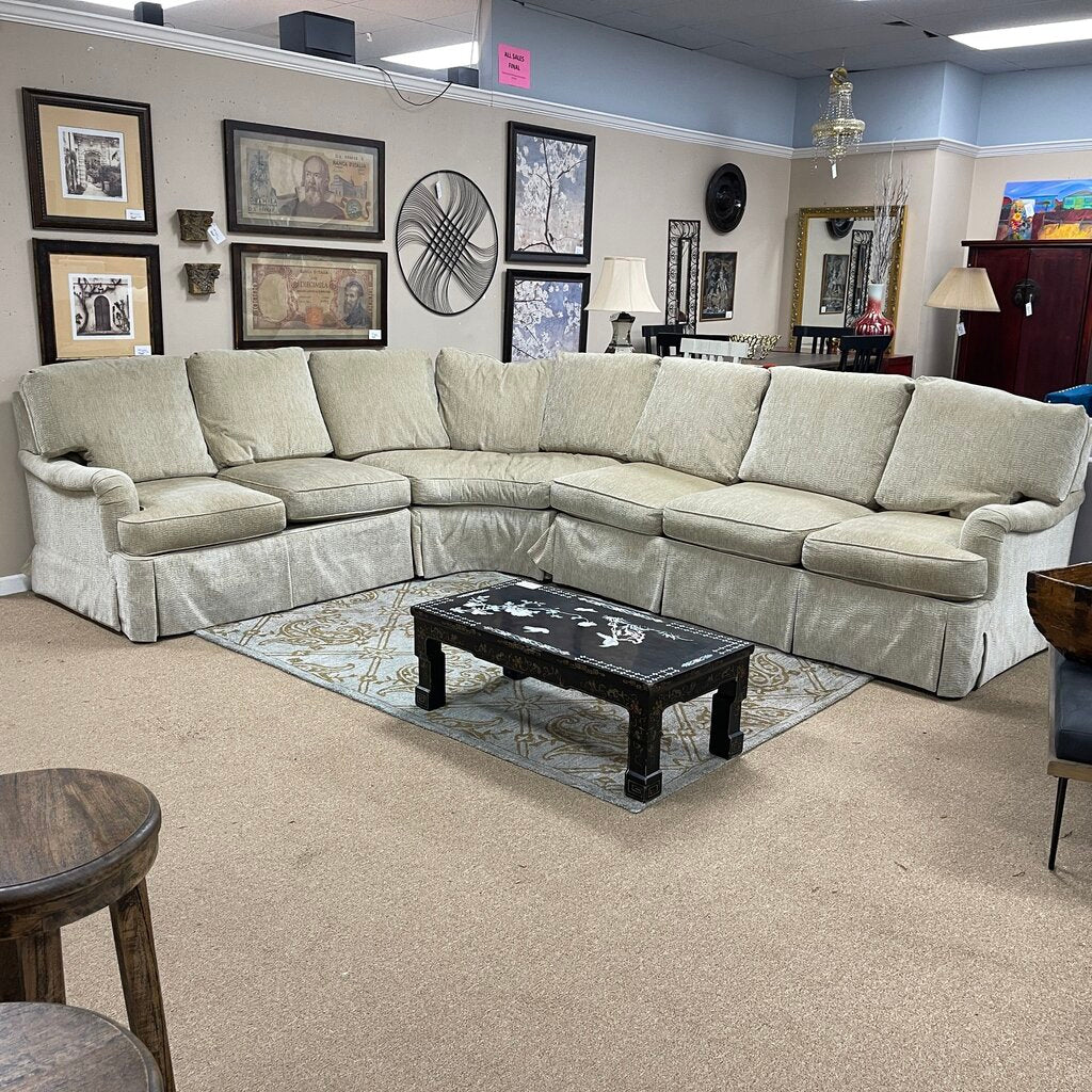 Curved Sectional