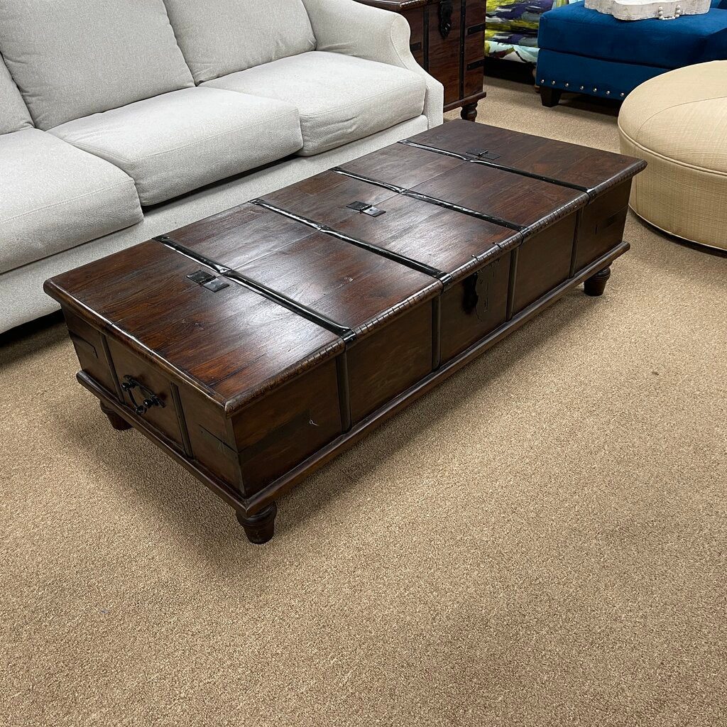 Rustic Style Storage Coffee Table