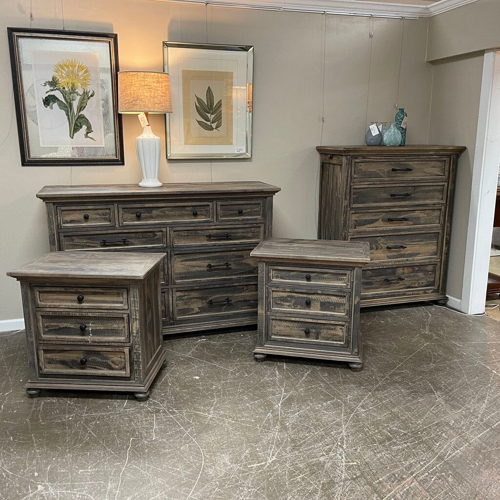 Package Deal 2 Nightstands, Chest, Dresser + Mirror