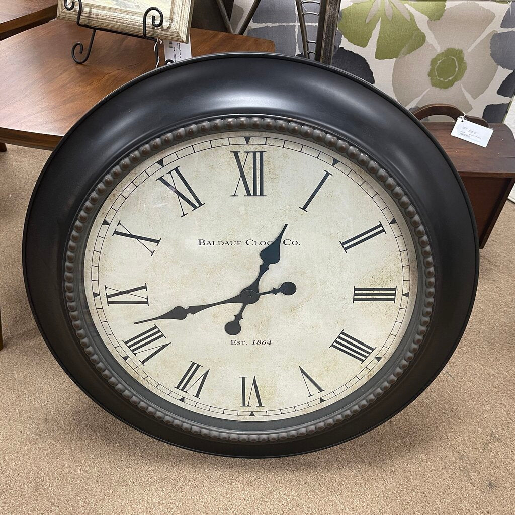 Round Wall Clock