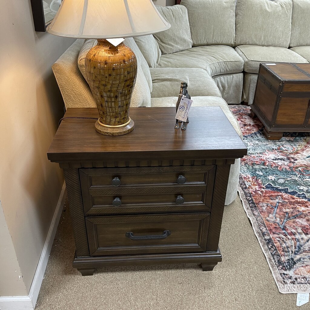 *NEW* Pair Nightstands
