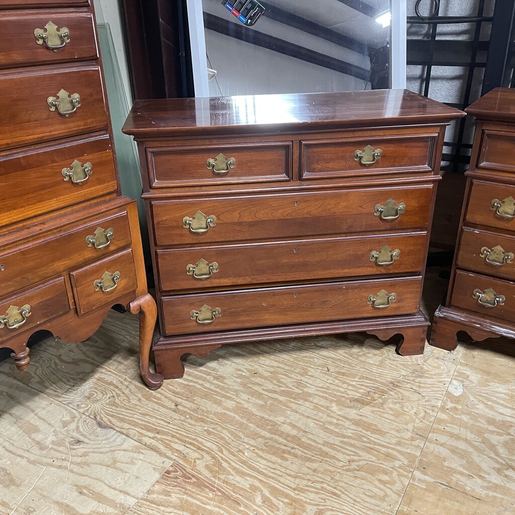 Queen Anne Chest