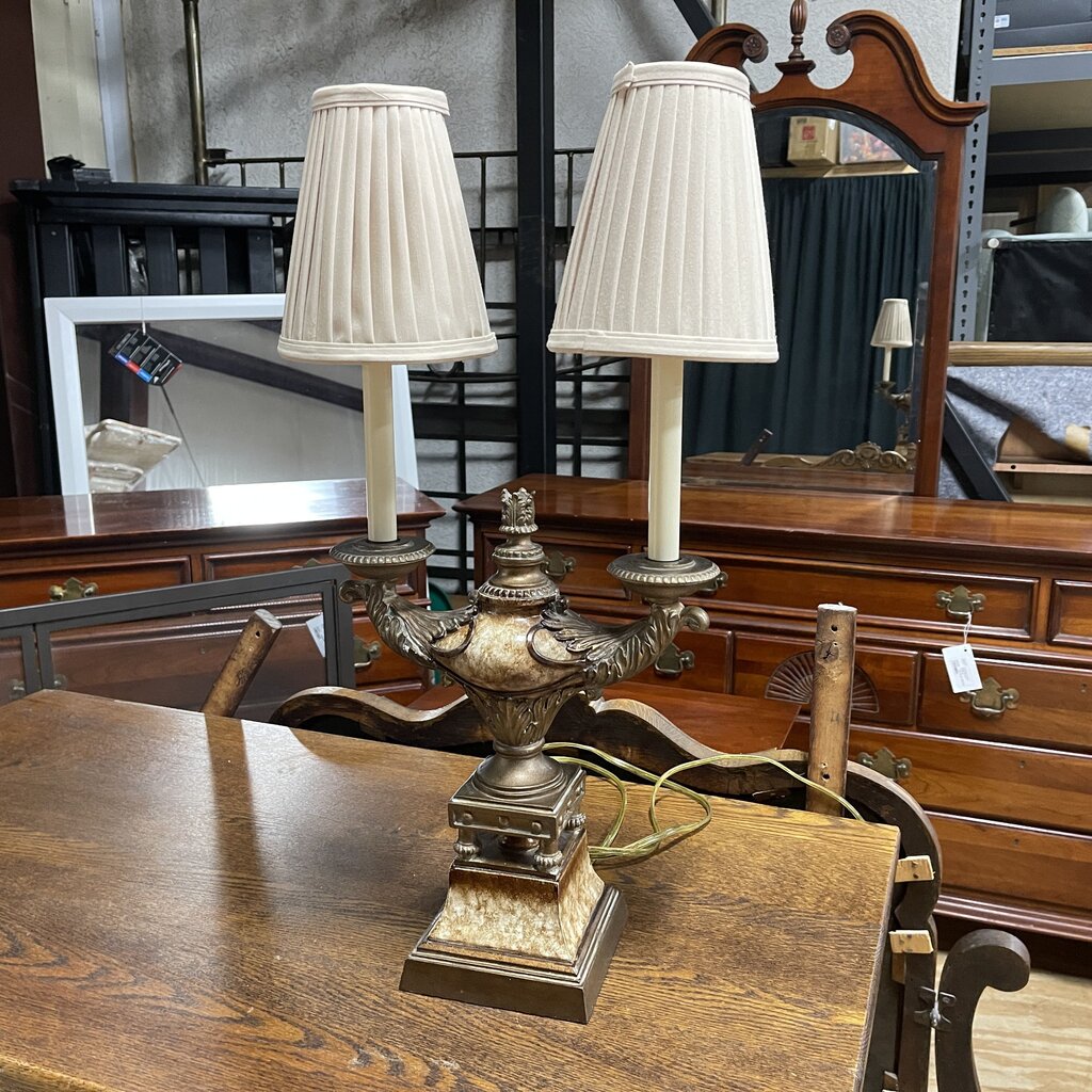 2-Light Buffet Lamp