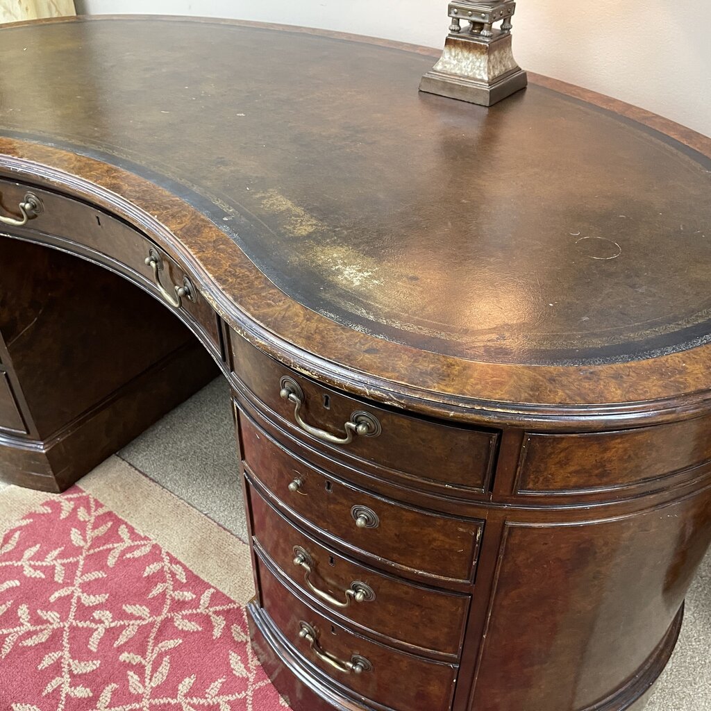 Kidney Desk w/Inset Leather Top