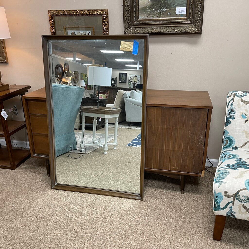 Mid Century Modern Dresser w/Mirror