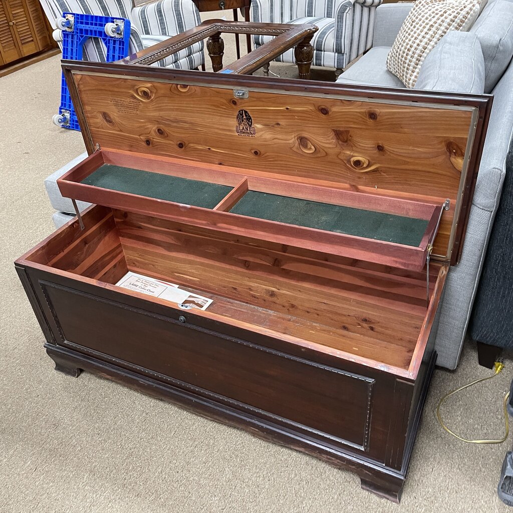 Lane Cedar Hope Chest (no key)