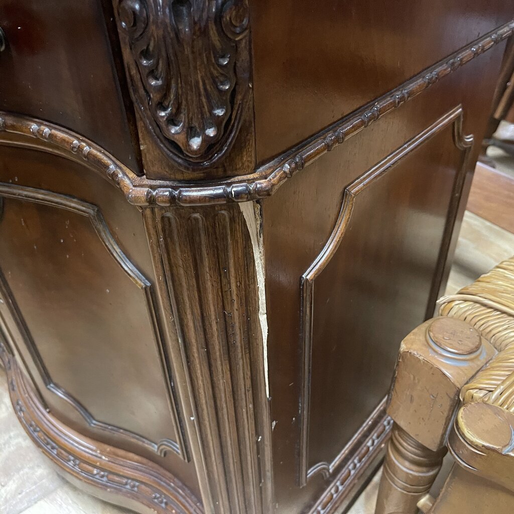 Nightstand (missing hardware)