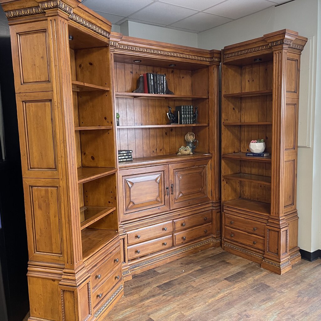 Cabinet/Bookcases