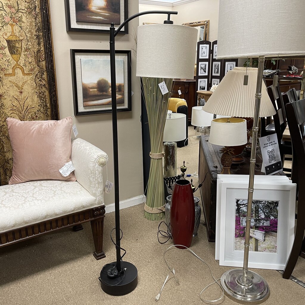 Black Metal Floor Lamp