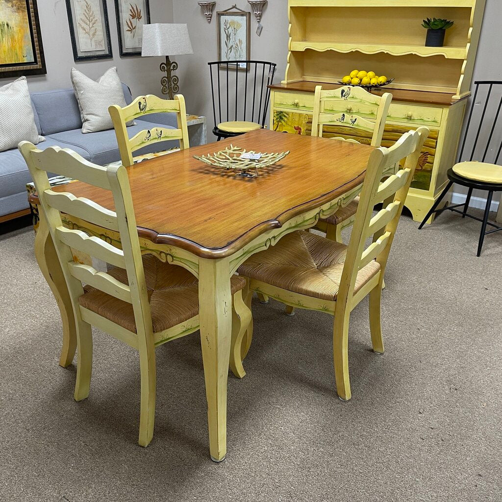 Farmhouse Table + 4 Chairs