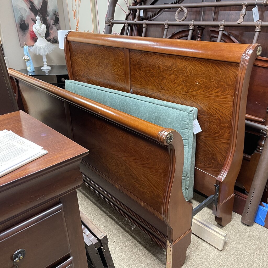 Wood Sleigh Bed