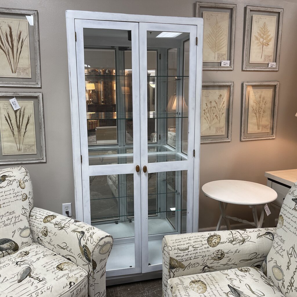 Lighted Glass Front Display Case