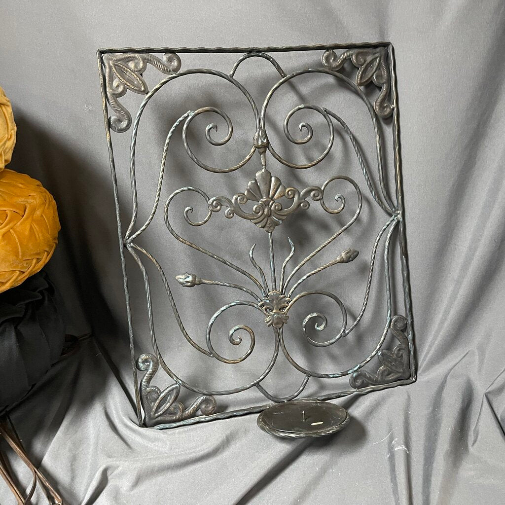 Metal Rectangle Candleholder