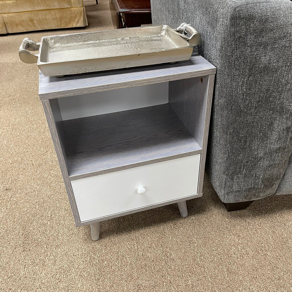 Pair Contemporary Nightstands