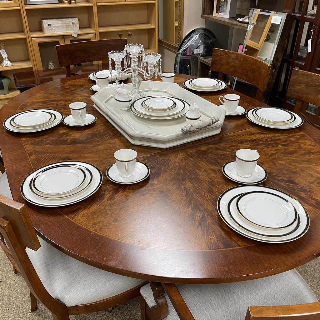 Black Tie Petit Bone China