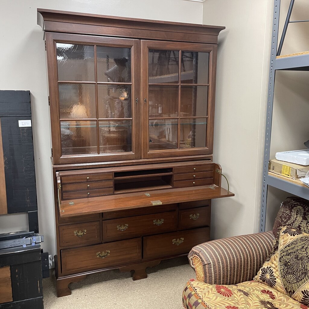 2-pc Chest w/Hutch