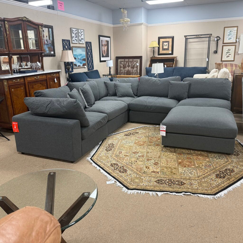 *NEW* 6-pc Sectional + 5 Pillows