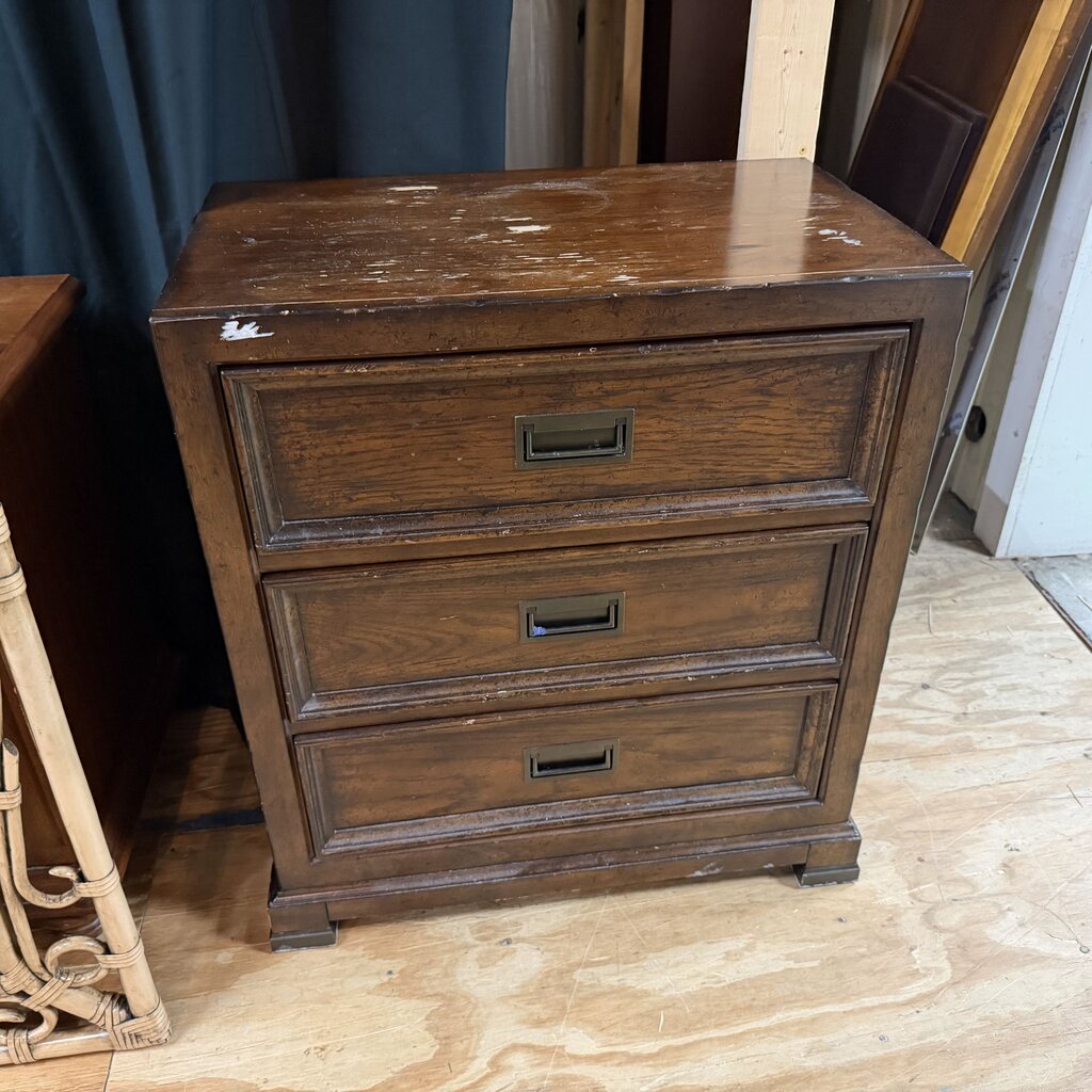 3-Drawer Nightstand