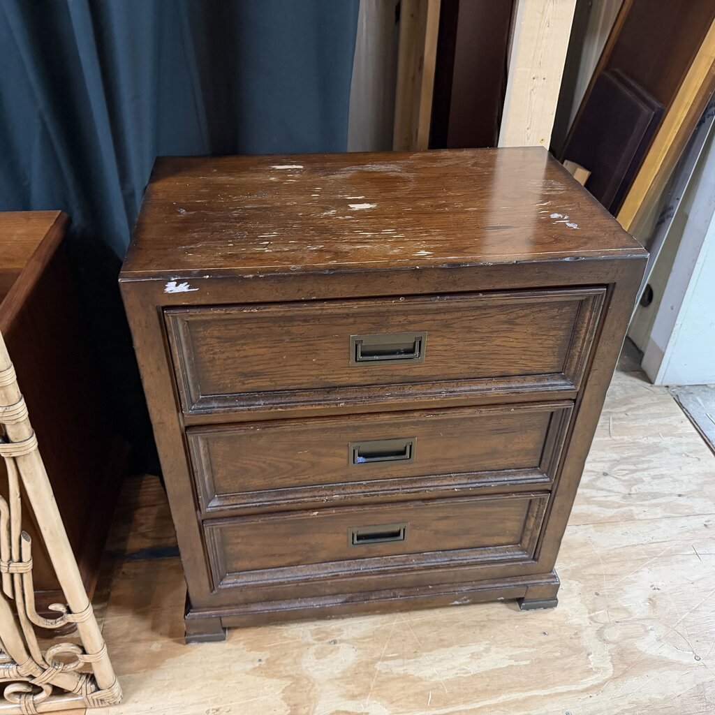 3-Drawer Nightstand