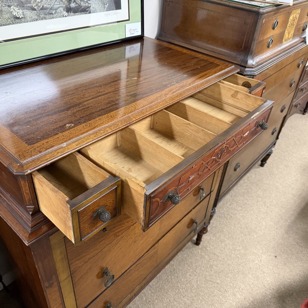 Antique Linen Chest/Chest of Drawers