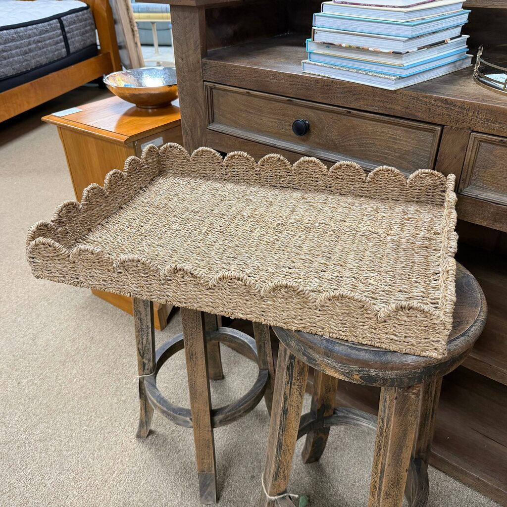 Scalloped Edge Woven Wicker Tray
