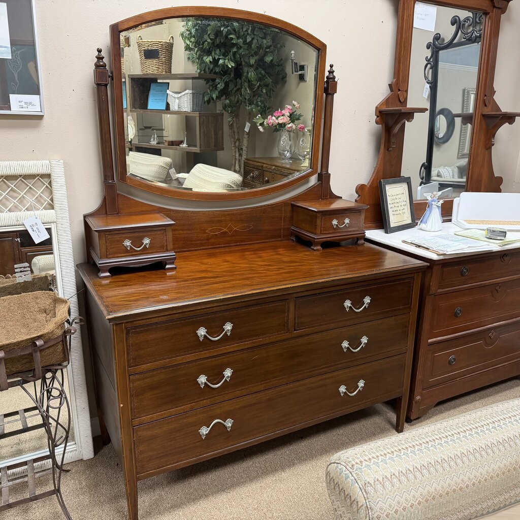 Vintage Ladies Dressing Table w/Mirror