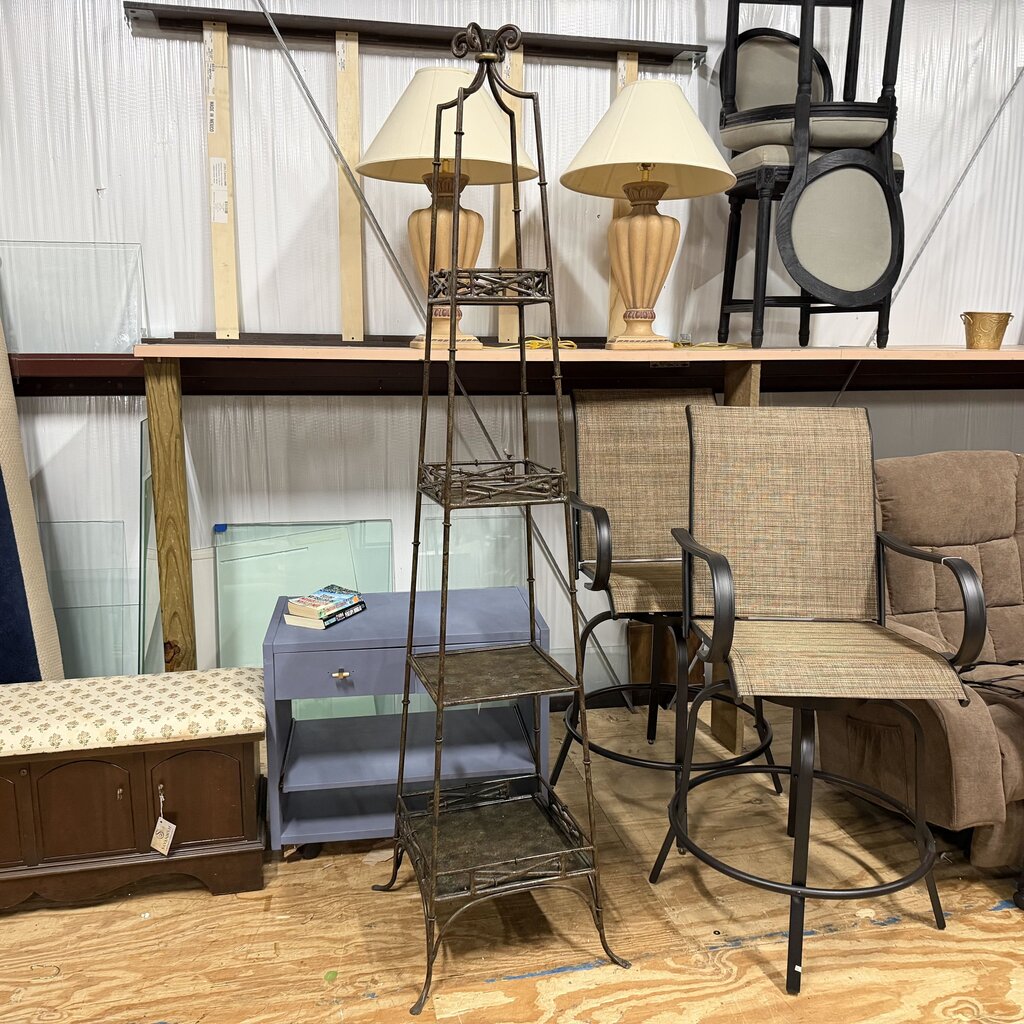 Metal Obelisk Plant Stand