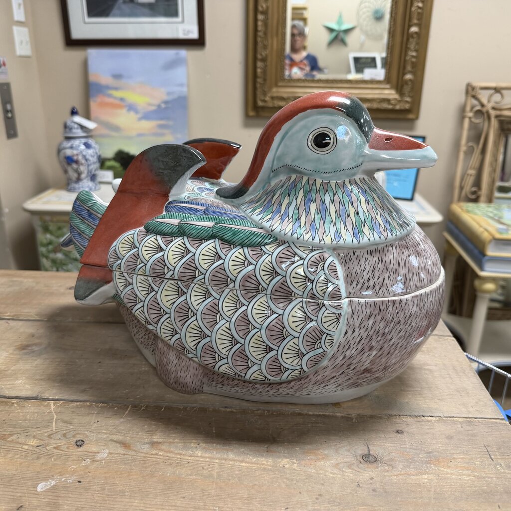 Vintage Chinese Porcelain Famille Rose Duck Tureen