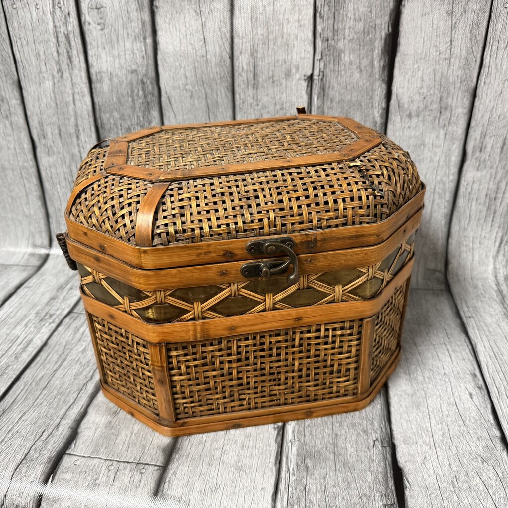 Decorative Rattan Box