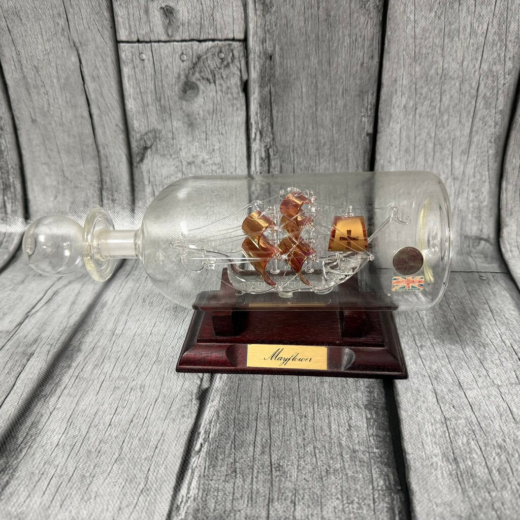 Blown Glass Mayflower Ship in Bottle