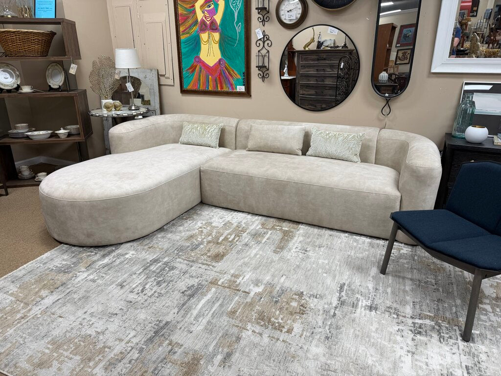 Modern Curved Back Velvet Sectional w/Chaise