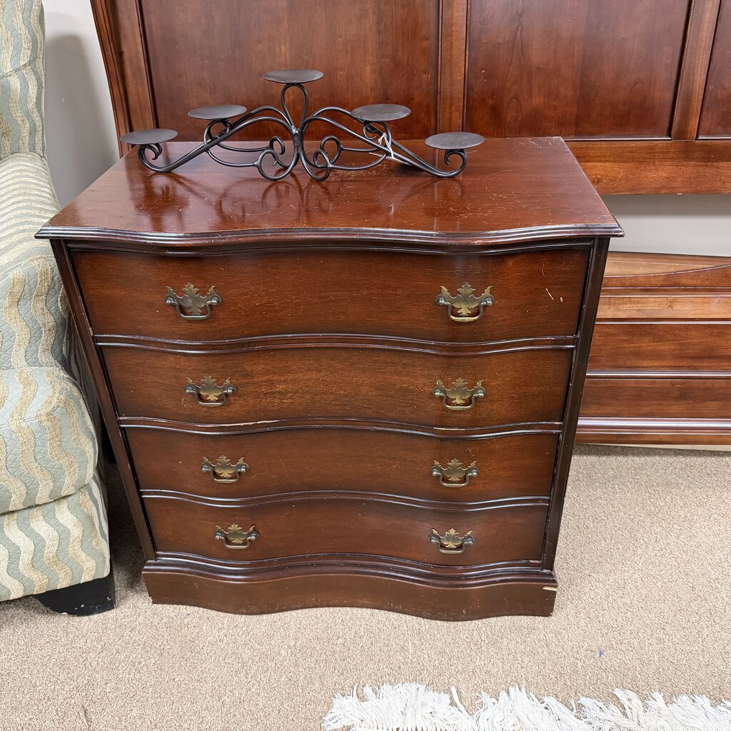 Bachelor's Chest