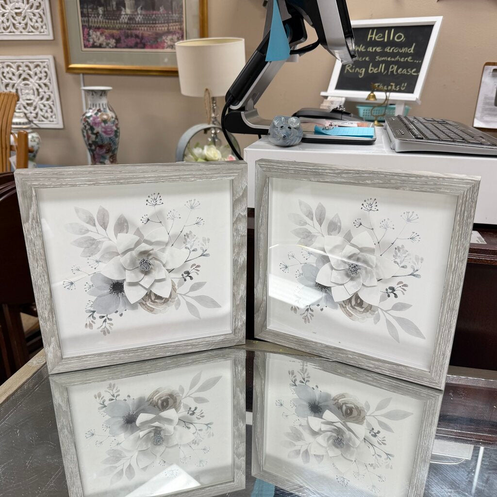 Pair Framed 3-D Floral Decor