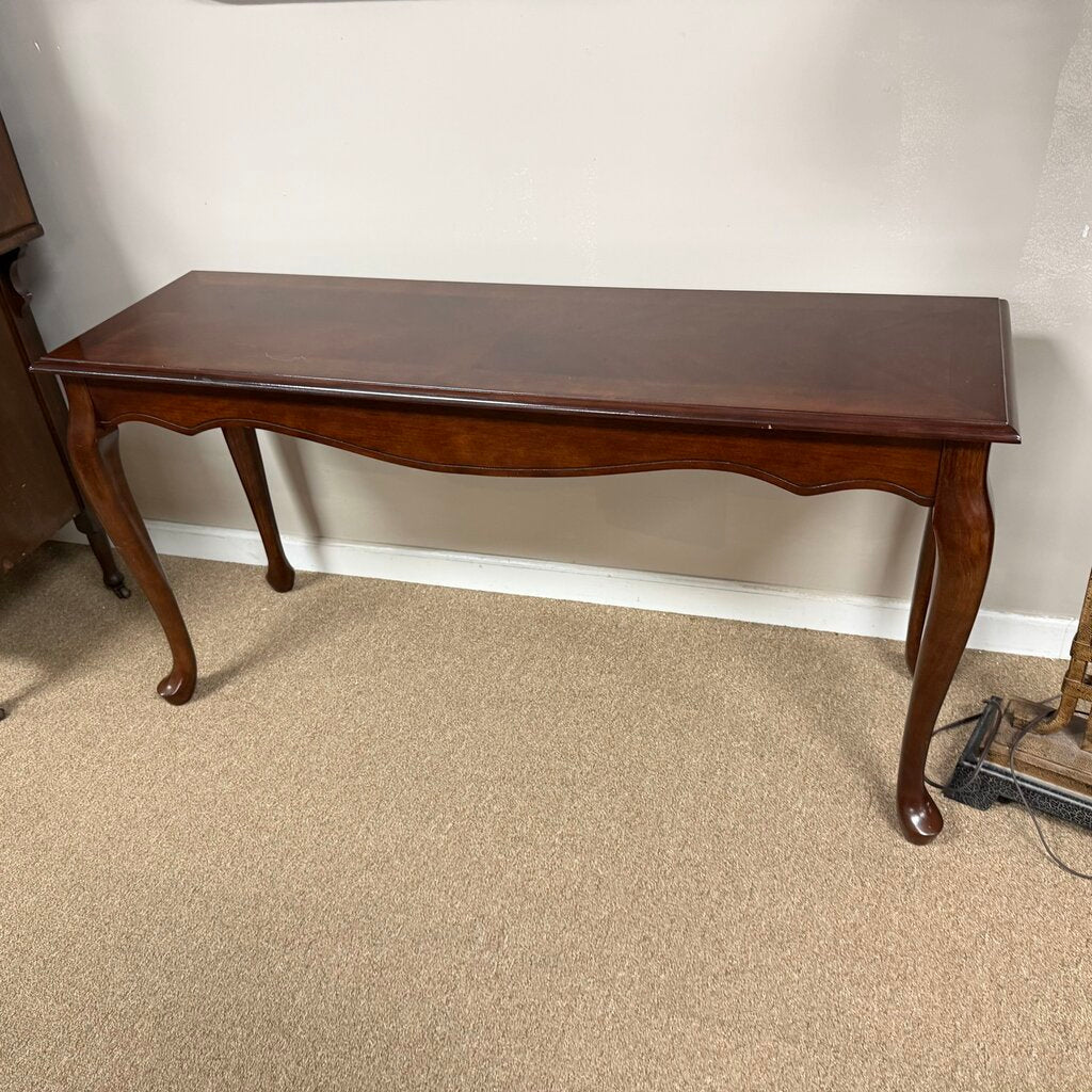 Traditional Style Console Table