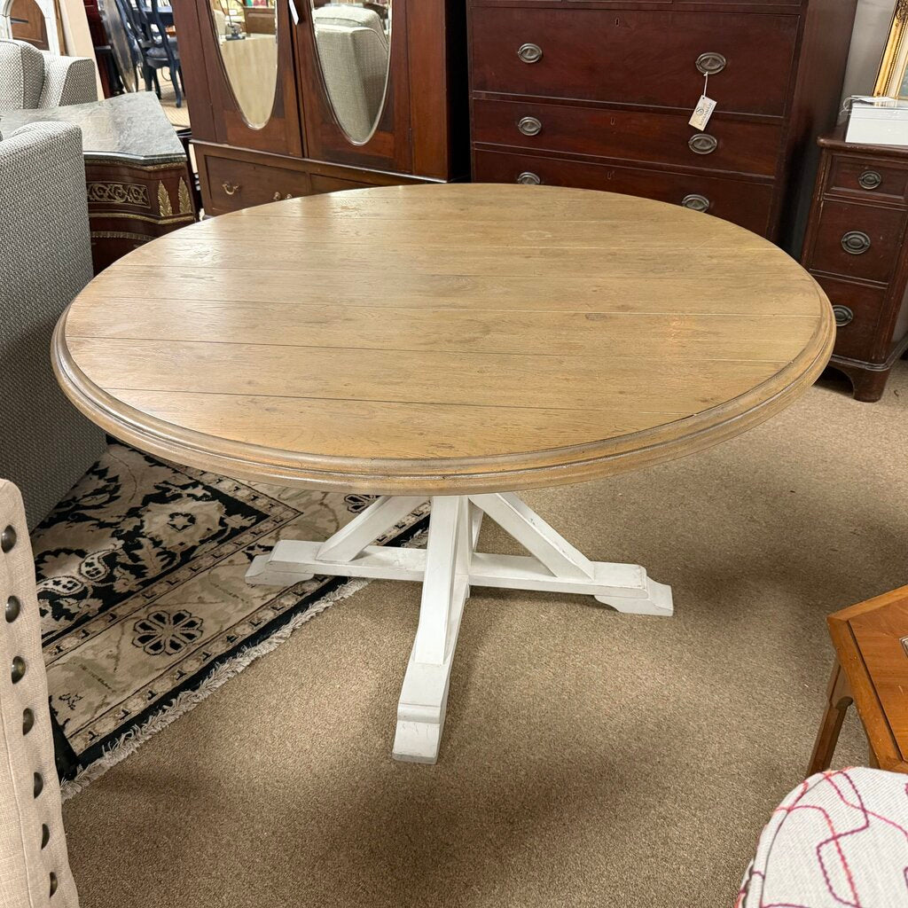 Round Dining Table + 1 Leaf