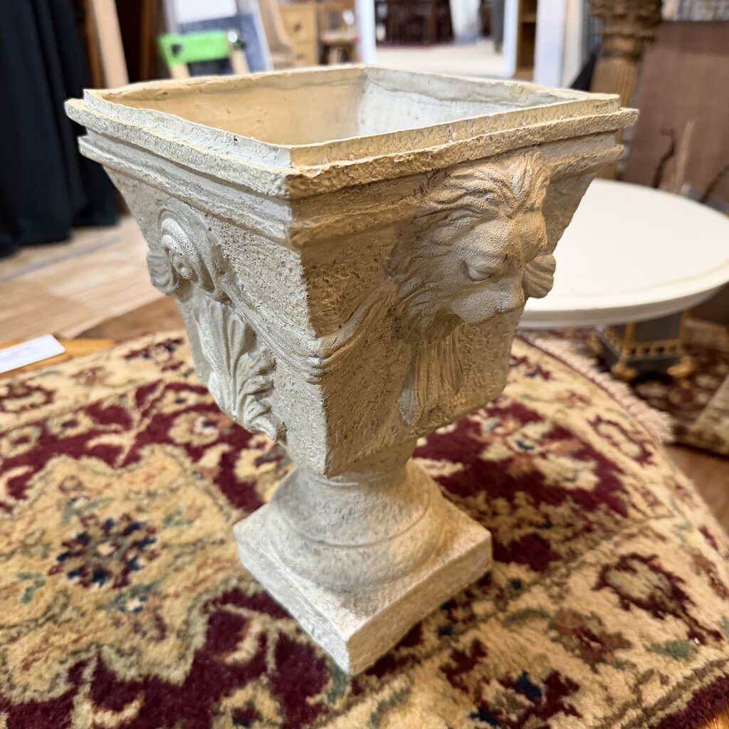 Square Plastic Lion Relief Planter
