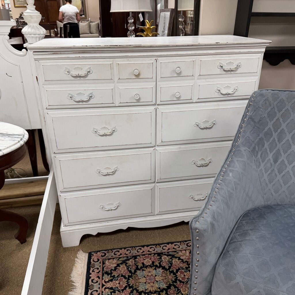 Painted Vintage Chest of Drawers