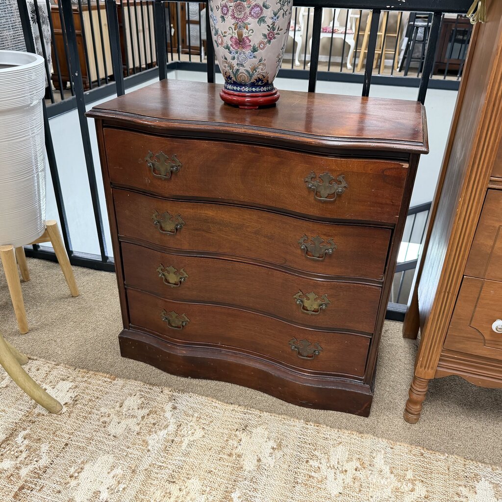 Vintage 4-Dr Gentlemen's Chest