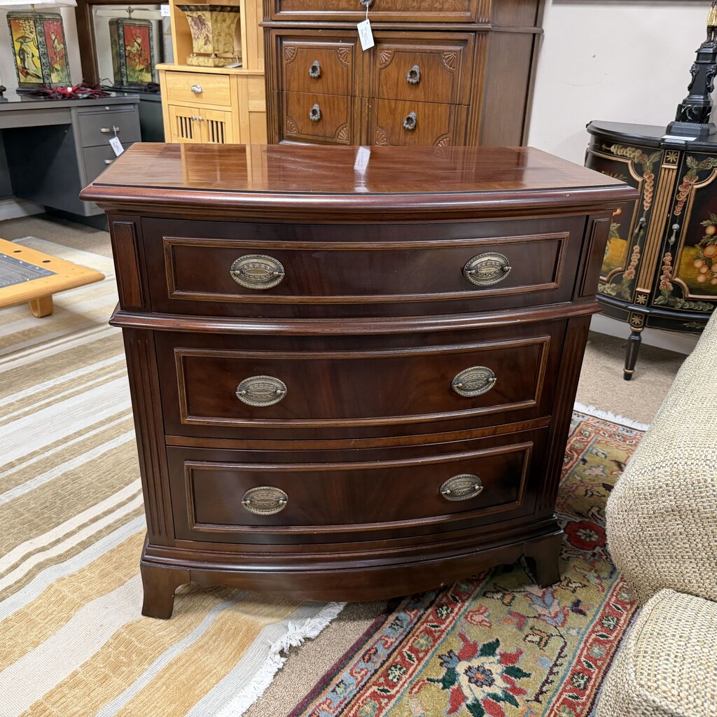 Mahogany 3-Dr Bachelors Chest